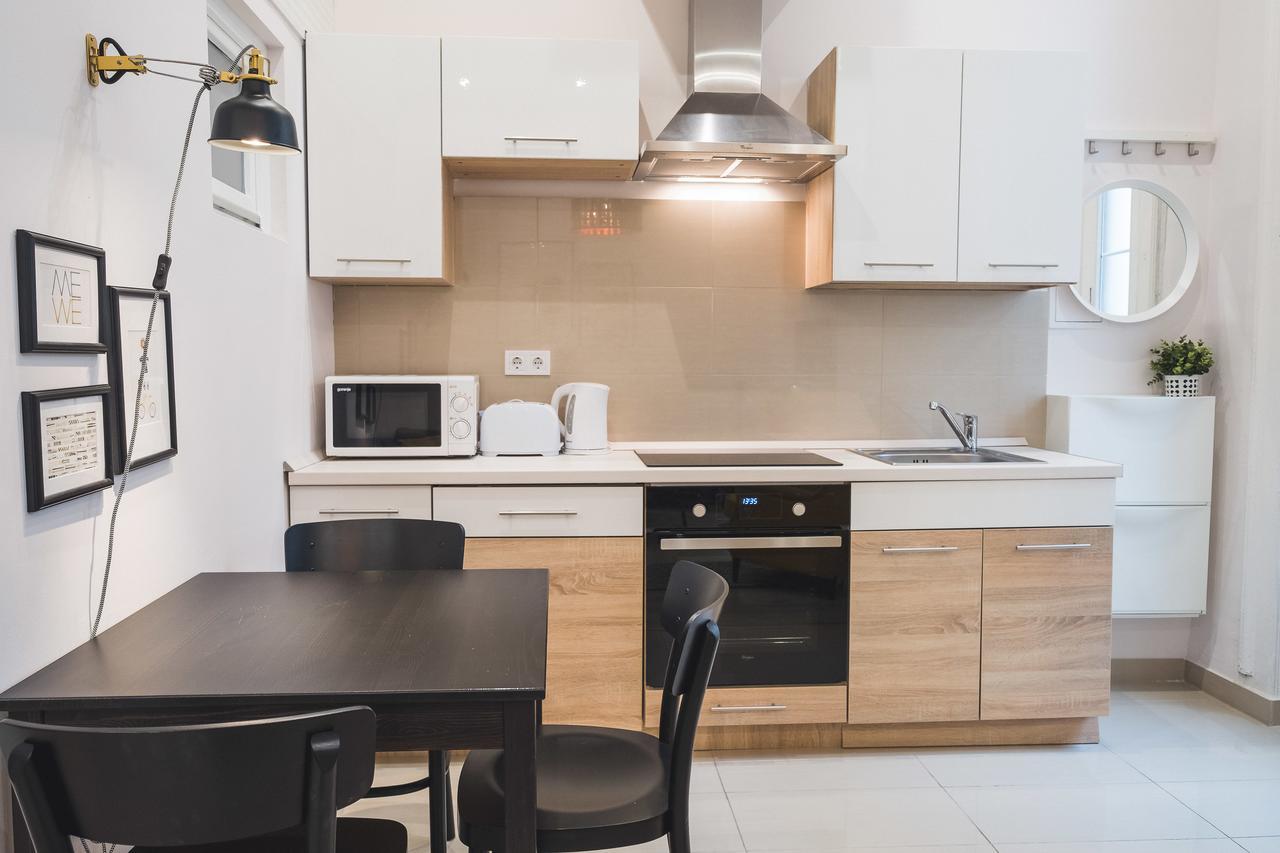 Cyc Apartment Budapest Exteriör bild